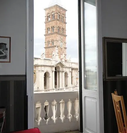 Basilica S.maria Maggiore View アパート *